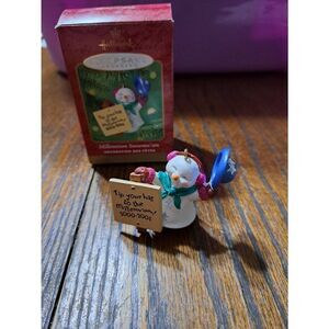 Vintage 2000 Hallmark Keepsake Millennium Snowma'am Christmas Ornament